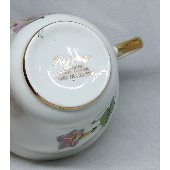 Regency Genuine Bone China Gold Trim Teacup: Rare Collectible Floral Design - Picture 12 of 14